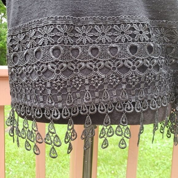 Francesca's Miami Boho Ladies Pullover Black Cold Shoulder Top with fringe Med - Picture 4 of 12